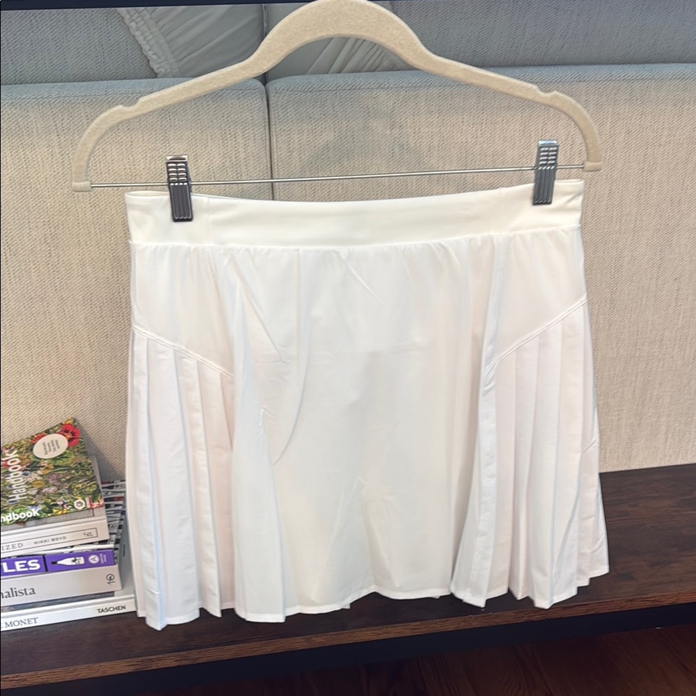 SPANX get moving pleaded skirt